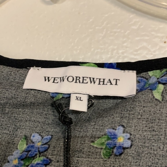WEWOREWHAT BLACK RUFFLE FLORAL BLOUSE XL NEW WITH TAGS - Picture 3 of 7